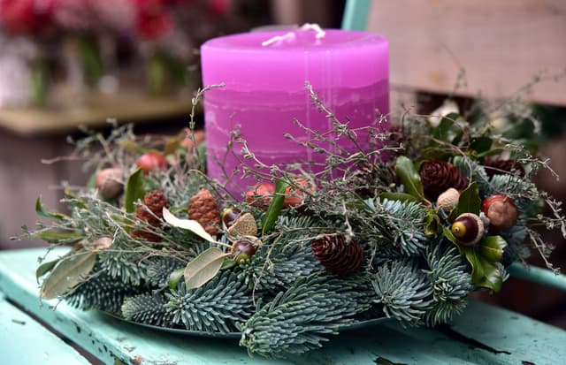 Velas de Color Violeta